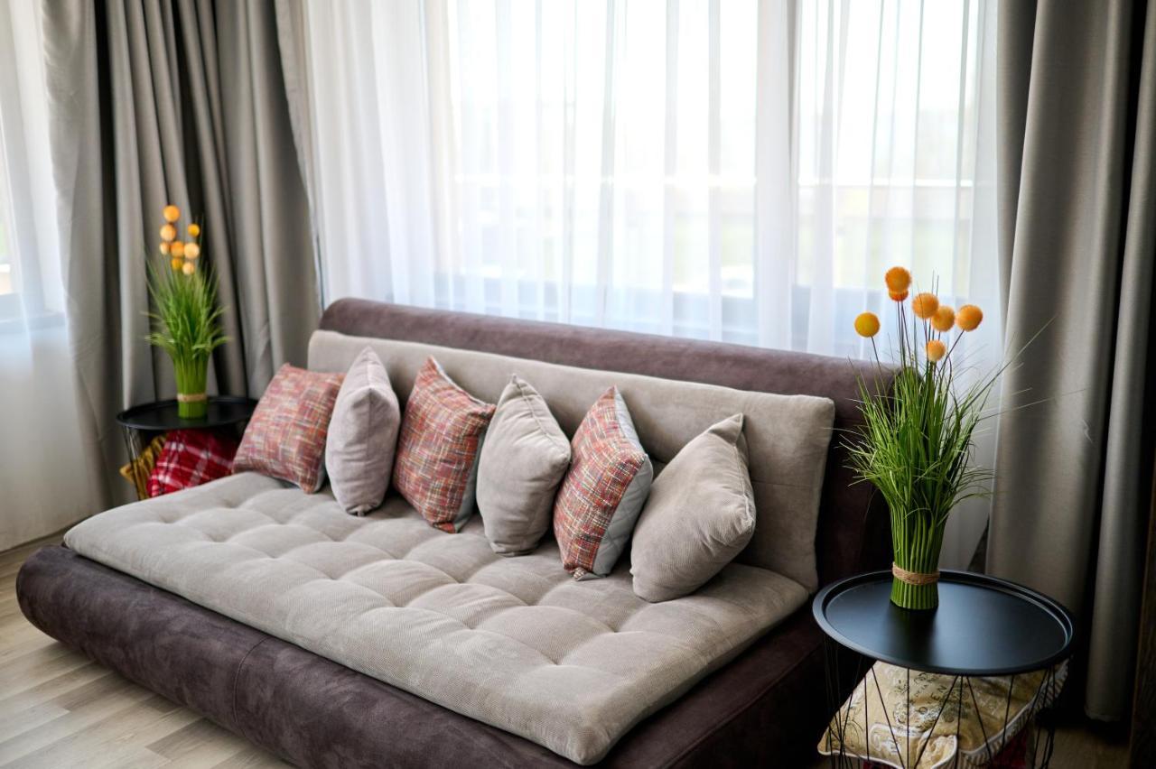 La Vida Loca Apartment Summerland Mamaia Bagian luar foto